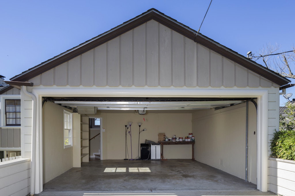 open empty garage