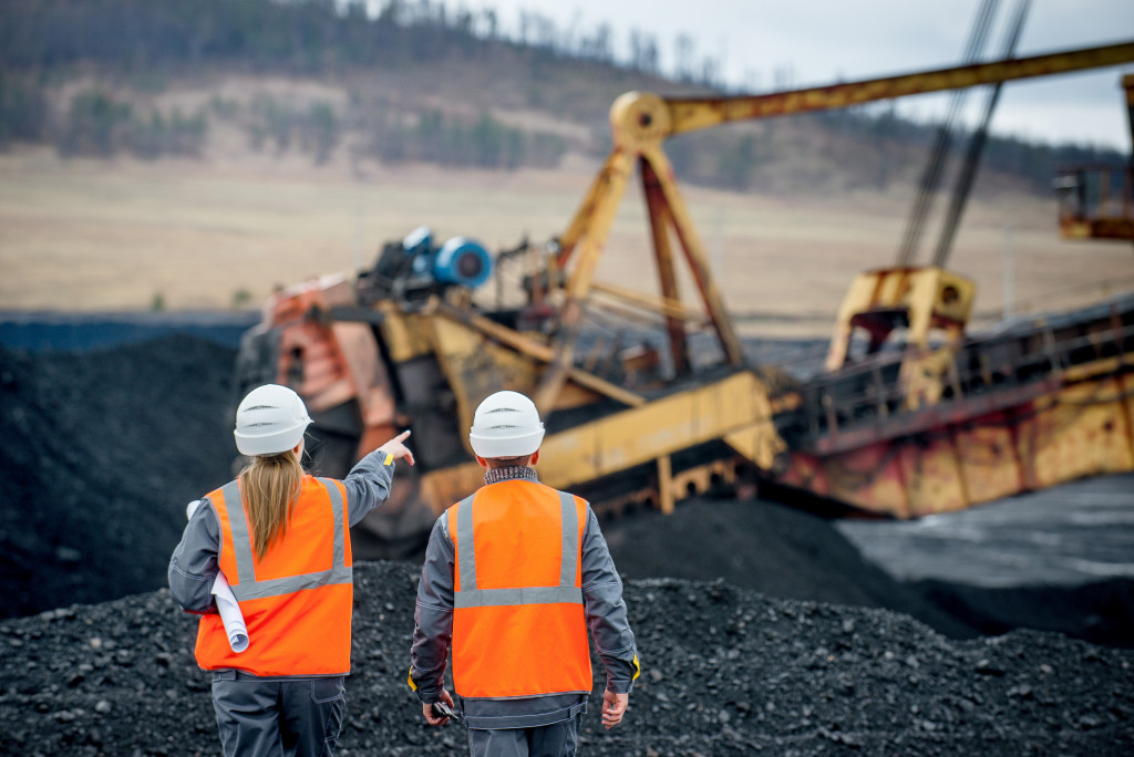An image of coal mine workers on site